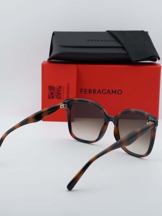 Salvatore Ferragamo SF1072S 240 Square Sunglasses - Havana / Brown main image 7